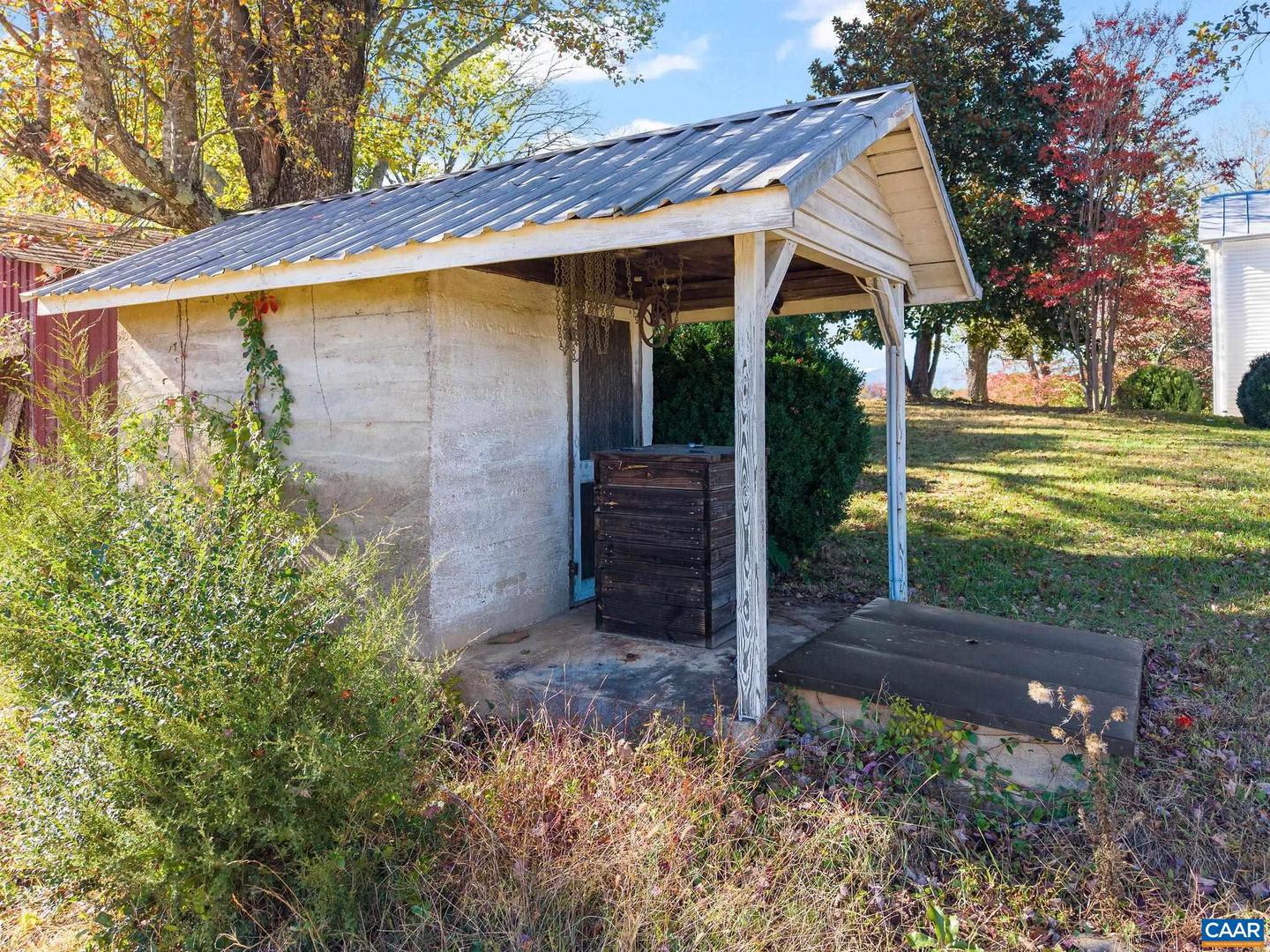 869 BUCK MOUNTAIN RD, EARLYSVILLE, Virginia 22936, 3 Bedrooms Bedrooms, ,1 BathroomBathrooms,Residential,For sale,869 BUCK MOUNTAIN RD,670606 MLS # 670606 869 BUCK MOUNTAIN RD, EARLYSVILLE, Virginia 22936, 3 Bedrooms Bedrooms, ,1 BathroomBathrooms,Residential,For sale,869 BUCK MOUNTAIN RD,670606 MLS # 670606