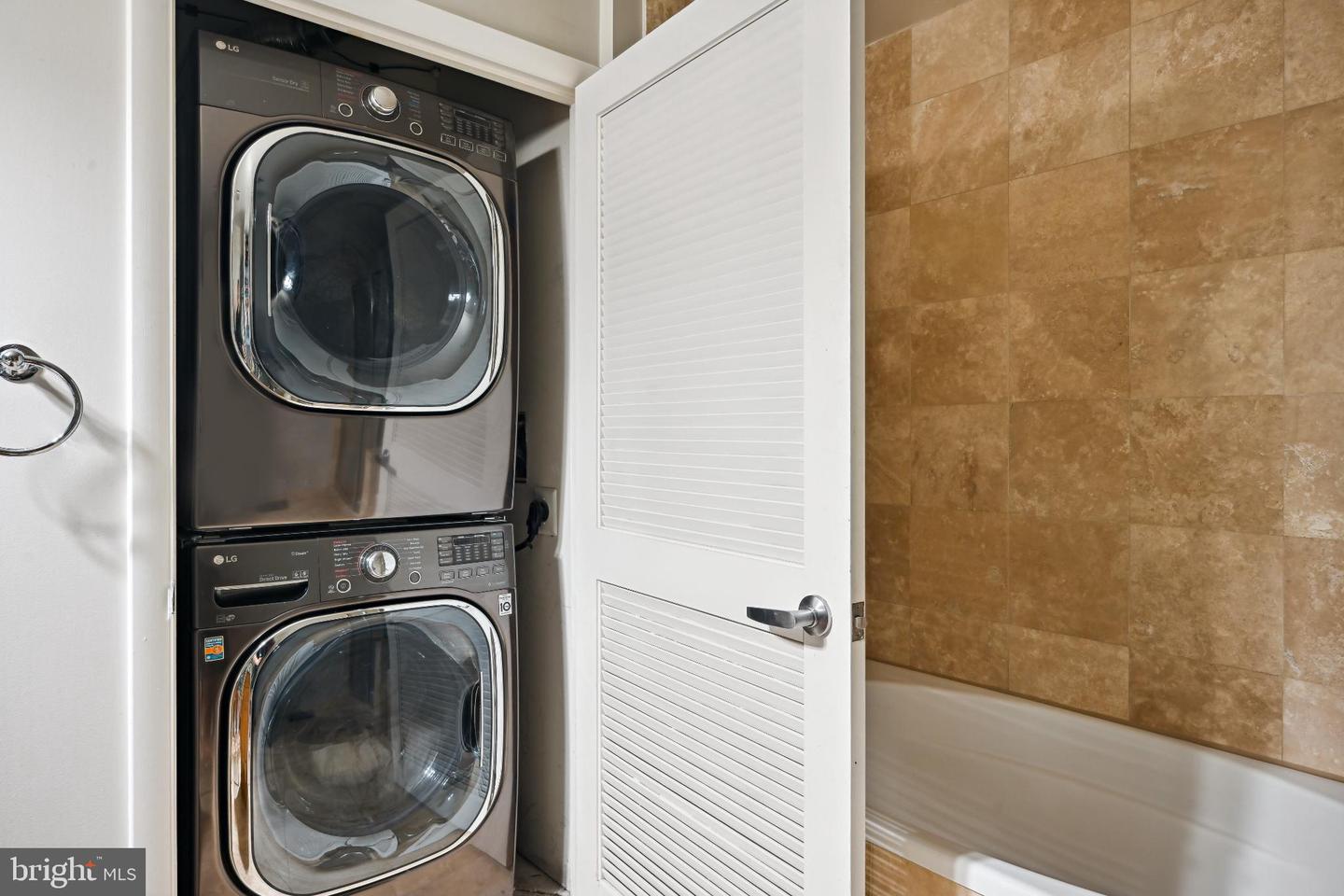 1700 KALORAMA RD NW #207, WASHINGTON, District Of Columbia 20009, 1 Bedroom Bedrooms, 3 Rooms Rooms,2 BathroomsBathrooms,Residential,For sale,1700 KALORAMA RD NW #207,DCDC2232580 MLS # DCDC2232580 1700 KALORAMA RD NW #207, WASHINGTON, District Of Columbia 20009, 1 Bedroom Bedrooms, 3 Rooms Rooms,2 BathroomsBathrooms,Residential,For sale,1700 KALORAMA RD NW #207,DCDC2232580 MLS # DCDC2232580