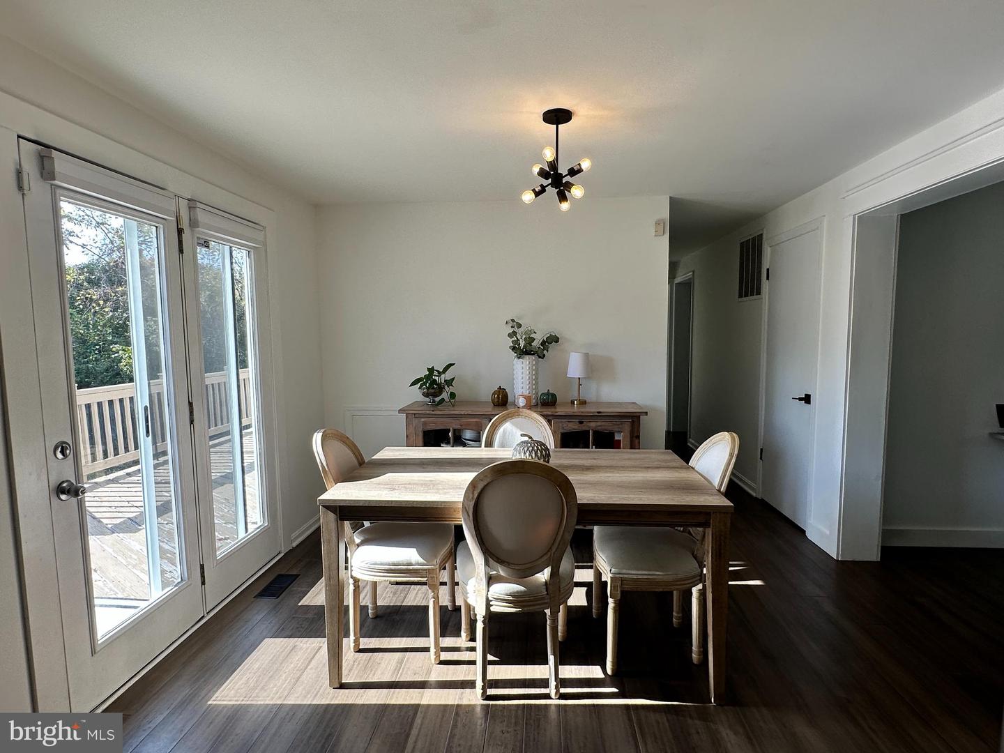 7601 RUDYARD ST, FALLS CHURCH, Virginia 22043, 4 Bedrooms Bedrooms, 11 Rooms Rooms,2 BathroomsBathrooms,Residential,For sale,7601 RUDYARD ST,VAFX2280124 MLS # VAFX2280124