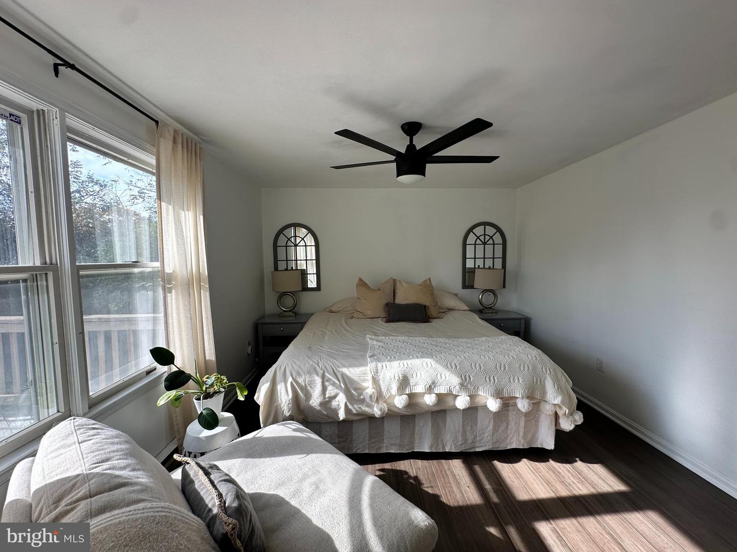 7601 RUDYARD ST, FALLS CHURCH, Virginia 22043, 4 Bedrooms Bedrooms, 11 Rooms Rooms,2 BathroomsBathrooms,Residential,For sale,7601 RUDYARD ST,VAFX2280124 MLS # VAFX2280124