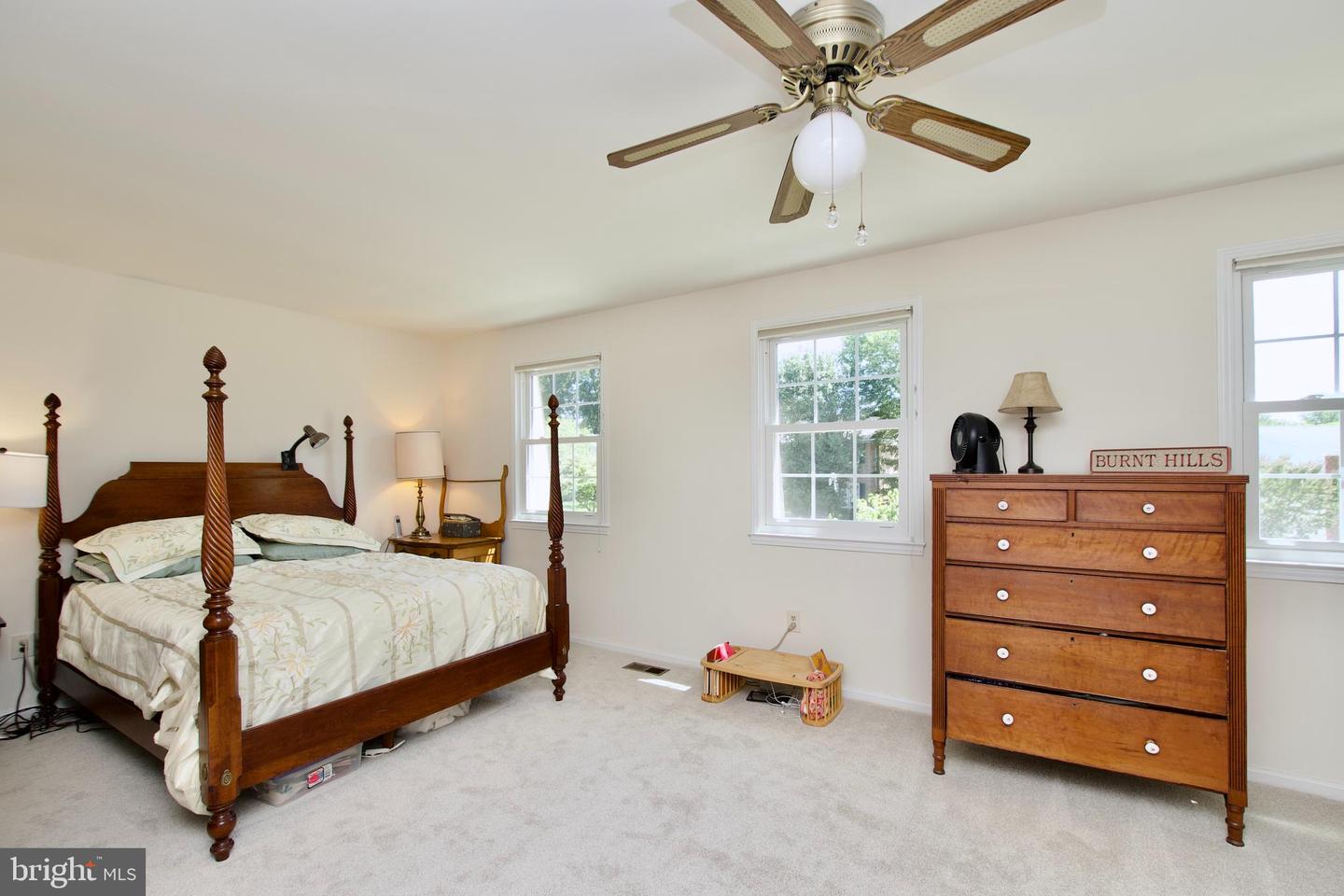 4768 FARNDON CT, FAIRFAX, Virginia 22032, 4 Bedrooms Bedrooms, ,2 BathroomsBathrooms,Residential,For sale,4768 FARNDON CT,VAFX2280156 MLS # VAFX2280156