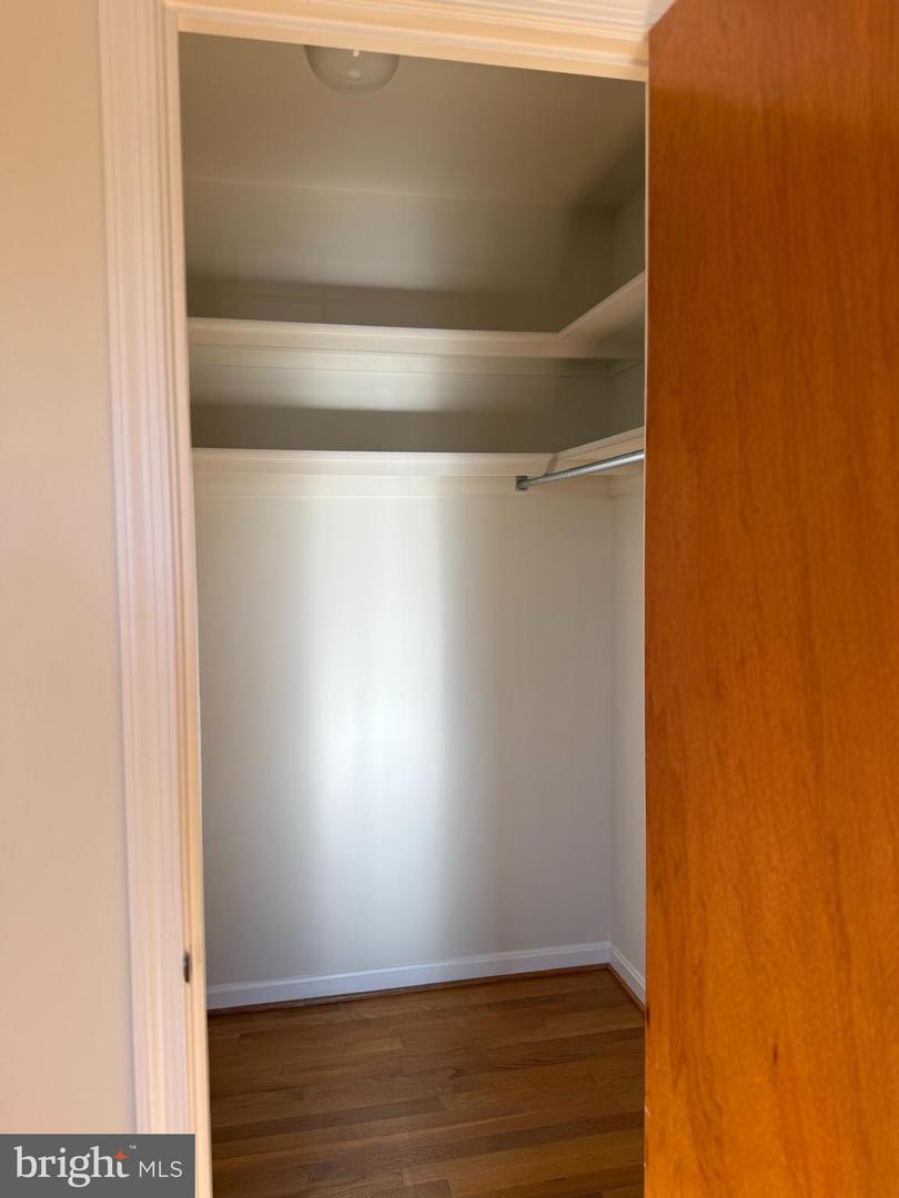 4602 LINMAR CT, ALEXANDRIA, Virginia 22312, 4 Bedrooms Bedrooms, 9 Rooms Rooms,2 BathroomsBathrooms,Residential,For sale,4602 LINMAR CT,VAFX2280270 MLS # VAFX2280270