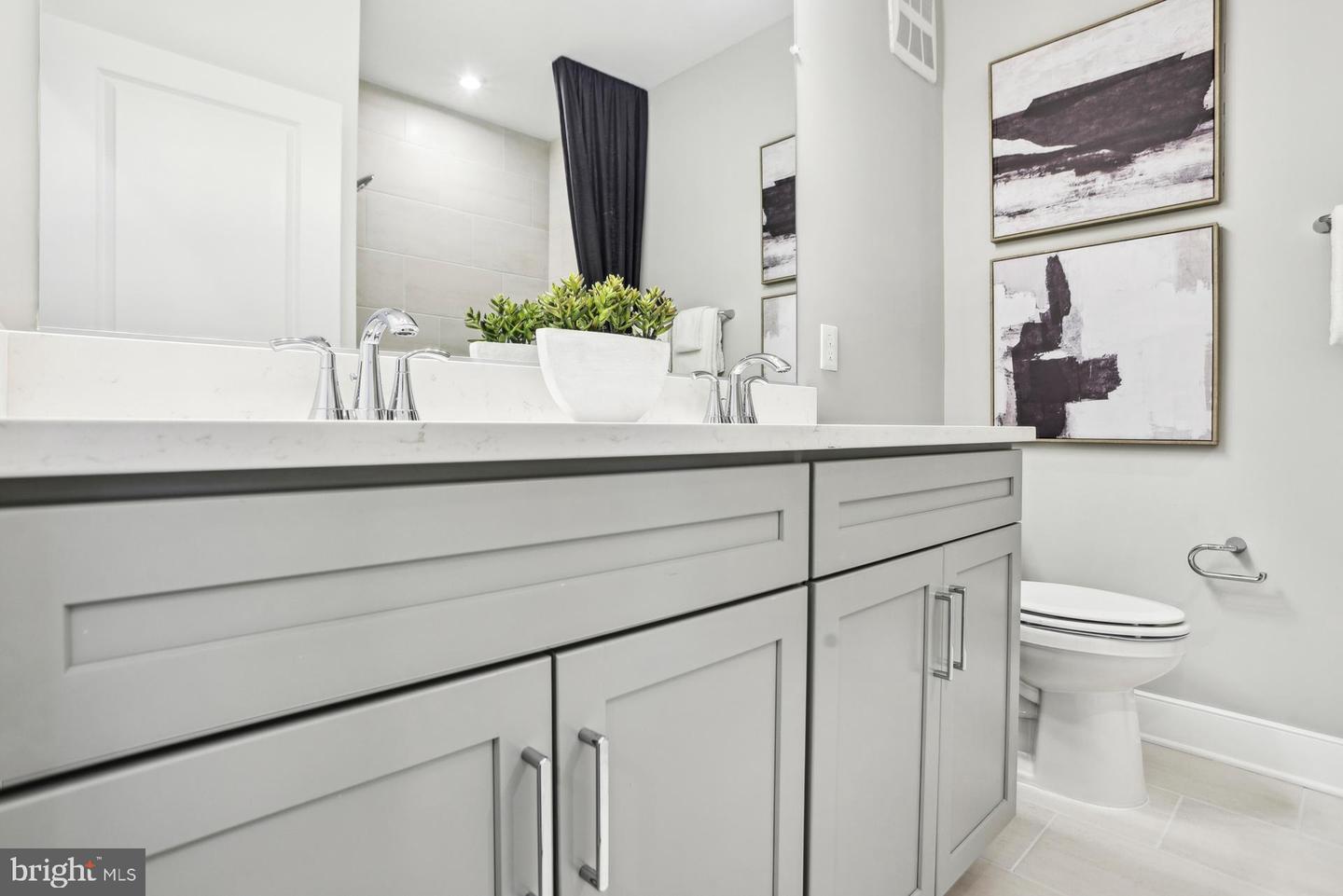 43761 ORCHID DOVE TER, ASHBURN, Virginia 20147, 3 Bedrooms Bedrooms, ,2 BathroomsBathrooms,Residential,For sale,43761 ORCHID DOVE TER,VALO2111656 MLS # VALO2111656