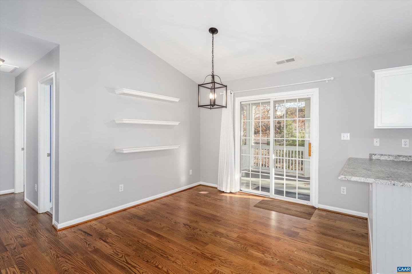 17 SEMINOLE TRL, PALMYRA, Virginia 22963, 3 Bedrooms Bedrooms, ,2 BathroomsBathrooms,Residential,For sale,17 SEMINOLE TRL,671413 MLS # 671413 17 SEMINOLE TRL, PALMYRA, Virginia 22963, 3 Bedrooms Bedrooms, ,2 BathroomsBathrooms,Residential,For sale,17 SEMINOLE TRL,671413 MLS # 671413