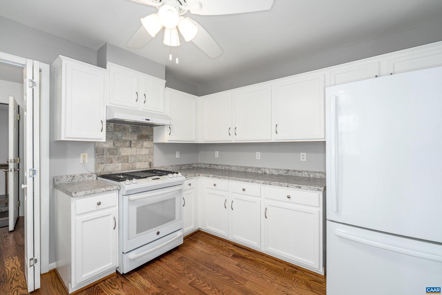 17 SEMINOLE TRL, PALMYRA, Virginia 22963, 3 Bedrooms Bedrooms, ,2 BathroomsBathrooms,Residential,For sale,17 SEMINOLE TRL,671413 MLS # 671413 17 SEMINOLE TRL, PALMYRA, Virginia 22963, 3 Bedrooms Bedrooms, ,2 BathroomsBathrooms,Residential,For sale,17 SEMINOLE TRL,671413 MLS # 671413