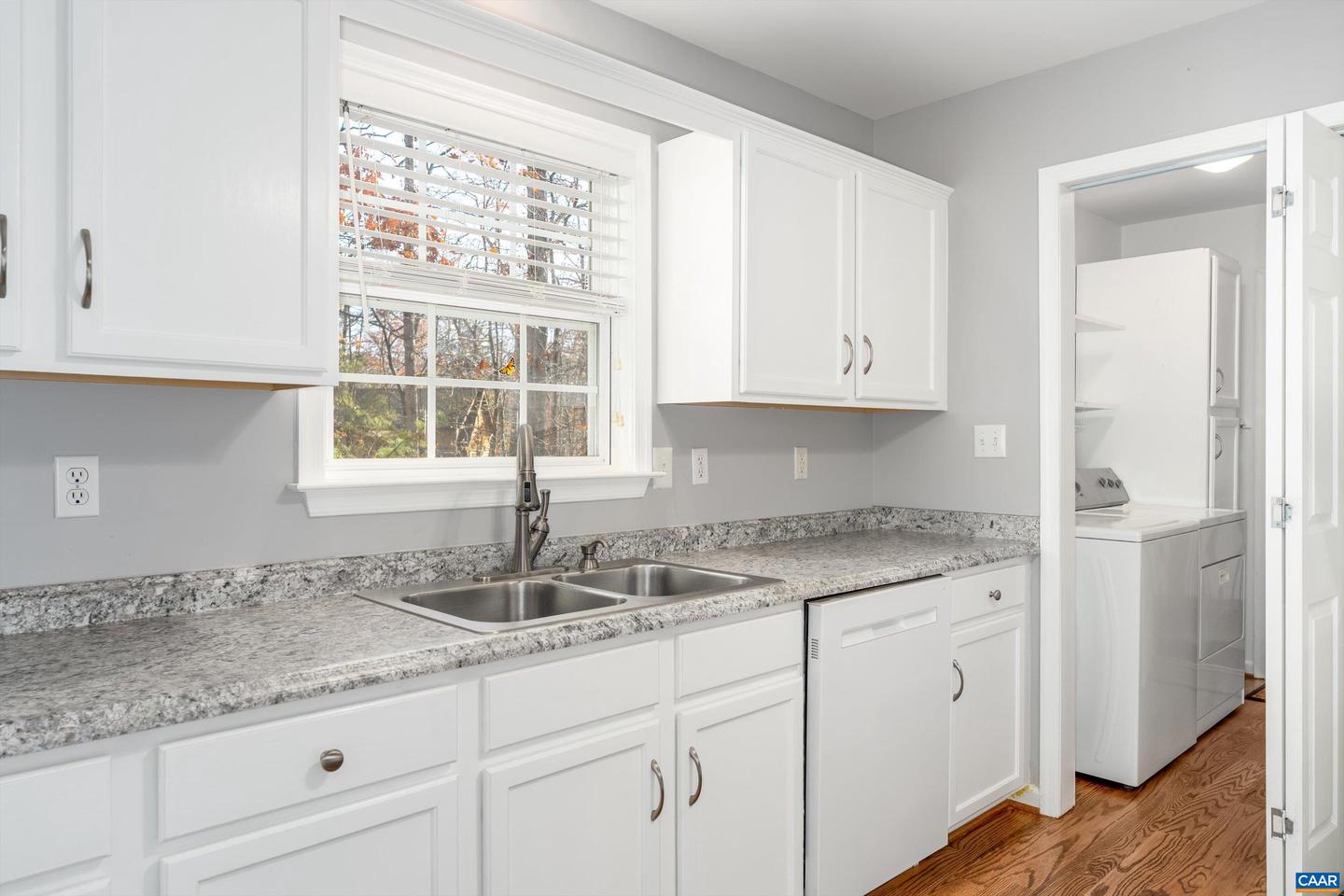 17 SEMINOLE TRL, PALMYRA, Virginia 22963, 3 Bedrooms Bedrooms, ,2 BathroomsBathrooms,Residential,For sale,17 SEMINOLE TRL,671413 MLS # 671413 17 SEMINOLE TRL, PALMYRA, Virginia 22963, 3 Bedrooms Bedrooms, ,2 BathroomsBathrooms,Residential,For sale,17 SEMINOLE TRL,671413 MLS # 671413