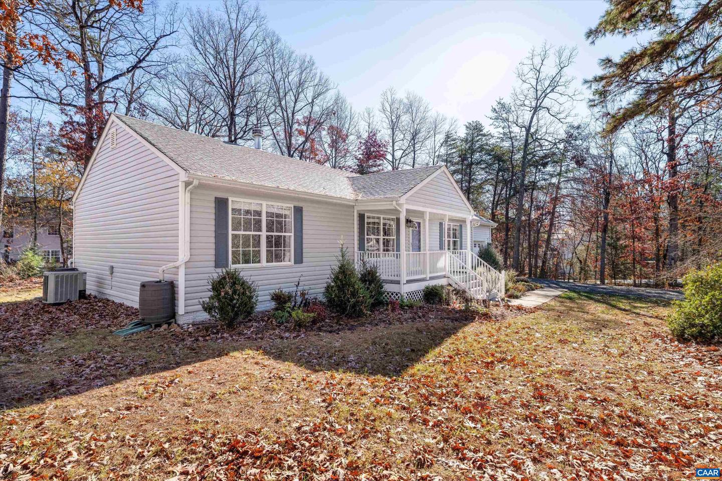 17 SEMINOLE TRL, PALMYRA, Virginia 22963, 3 Bedrooms Bedrooms, ,2 BathroomsBathrooms,Residential,For sale,17 SEMINOLE TRL,671413 MLS # 671413 17 SEMINOLE TRL, PALMYRA, Virginia 22963, 3 Bedrooms Bedrooms, ,2 BathroomsBathrooms,Residential,For sale,17 SEMINOLE TRL,671413 MLS # 671413