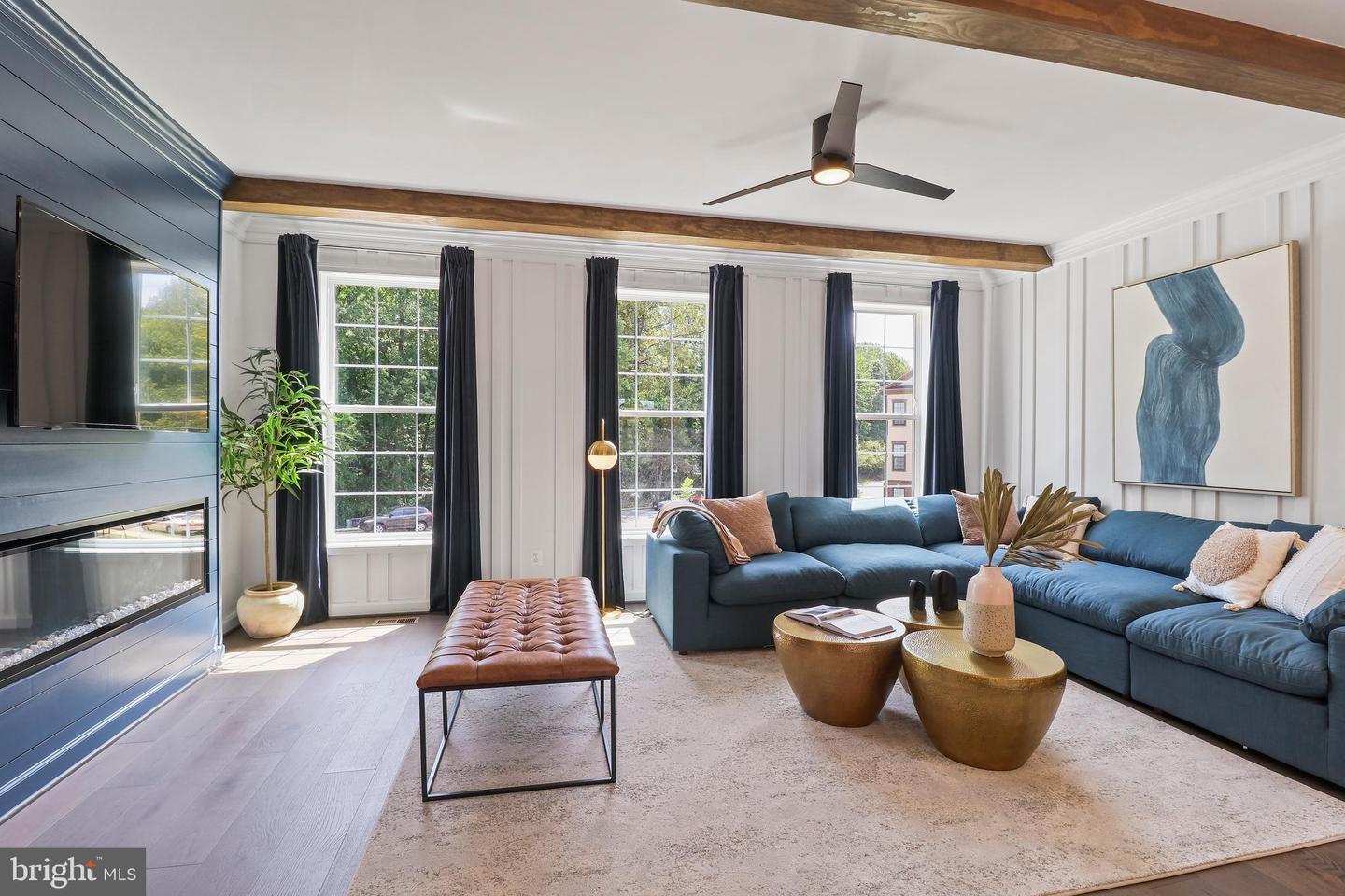 4410 FAIR LAKES CT, FAIRFAX, Virginia 22033, 3 Bedrooms Bedrooms, ,3 BathroomsBathrooms,Residential,For sale,4410 FAIR LAKES CT,VAFX2280352 MLS # VAFX2280352