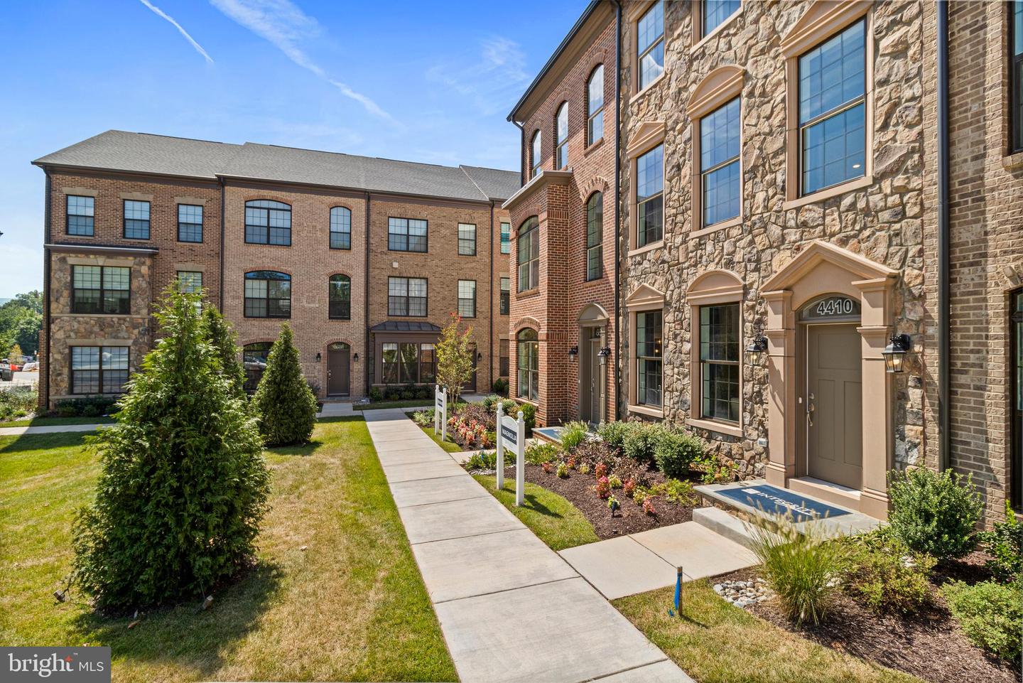 4410 FAIR LAKES CT, FAIRFAX, Virginia 22033, 3 Bedrooms Bedrooms, ,3 BathroomsBathrooms,Residential,For sale,4410 FAIR LAKES CT,VAFX2280352 MLS # VAFX2280352