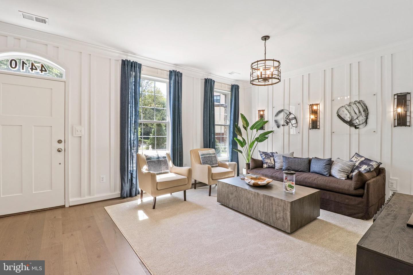 4410 FAIR LAKES CT, FAIRFAX, Virginia 22033, 3 Bedrooms Bedrooms, ,3 BathroomsBathrooms,Residential,For sale,4410 FAIR LAKES CT,VAFX2280352 MLS # VAFX2280352