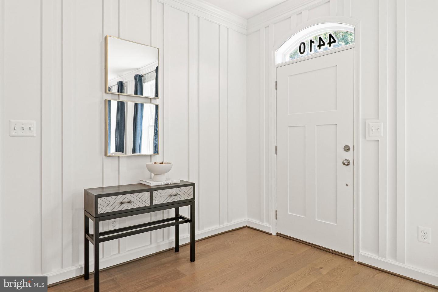 4410 FAIR LAKES CT, FAIRFAX, Virginia 22033, 3 Bedrooms Bedrooms, ,3 BathroomsBathrooms,Residential,For sale,4410 FAIR LAKES CT,VAFX2280352 MLS # VAFX2280352