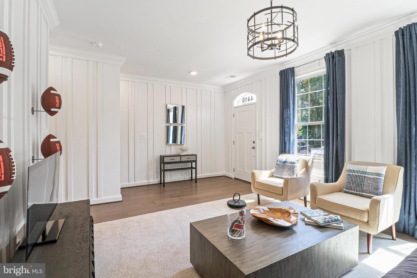 4410 FAIR LAKES CT, FAIRFAX, Virginia 22033, 3 Bedrooms Bedrooms, ,3 BathroomsBathrooms,Residential,For sale,4410 FAIR LAKES CT,VAFX2280352 MLS # VAFX2280352