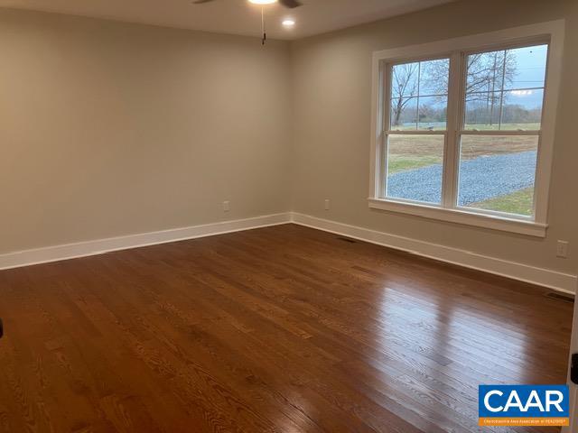 25911 N JAMES MADISON HWY, NEW CANTON, Virginia 23123, 3 Bedrooms Bedrooms, ,2 BathroomsBathrooms,Residential,For sale,25911 N JAMES MADISON HWY,671425 MLS # 671425 25911 N JAMES MADISON HWY, NEW CANTON, Virginia 23123, 3 Bedrooms Bedrooms, ,2 BathroomsBathrooms,Residential,For sale,25911 N JAMES MADISON HWY,671425 MLS # 671425