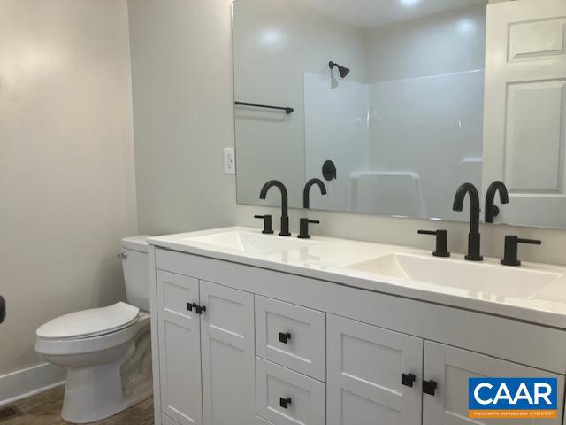 25911 N JAMES MADISON HWY, NEW CANTON, Virginia 23123, 3 Bedrooms Bedrooms, ,2 BathroomsBathrooms,Residential,For sale,25911 N JAMES MADISON HWY,671425 MLS # 671425 25911 N JAMES MADISON HWY, NEW CANTON, Virginia 23123, 3 Bedrooms Bedrooms, ,2 BathroomsBathrooms,Residential,For sale,25911 N JAMES MADISON HWY,671425 MLS # 671425