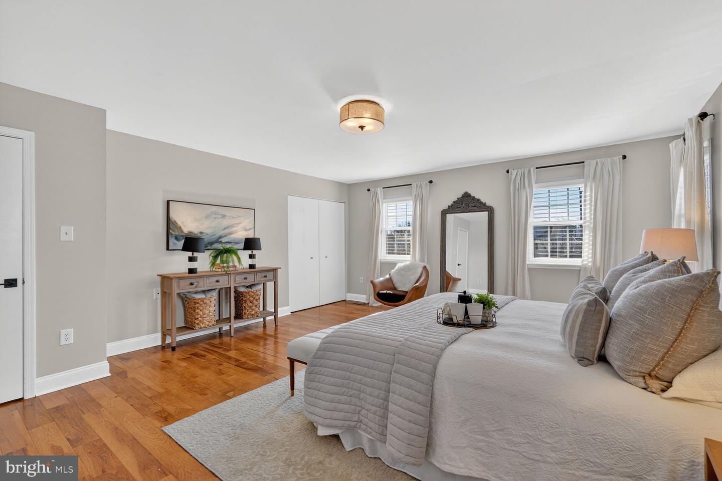 2607 WASHINGTON BLVD, ARLINGTON, Virginia 22201, 3 Bedrooms Bedrooms, ,2 BathroomsBathrooms,Residential,For sale,2607 WASHINGTON BLVD,VAAR2066420 MLS # VAAR2066420