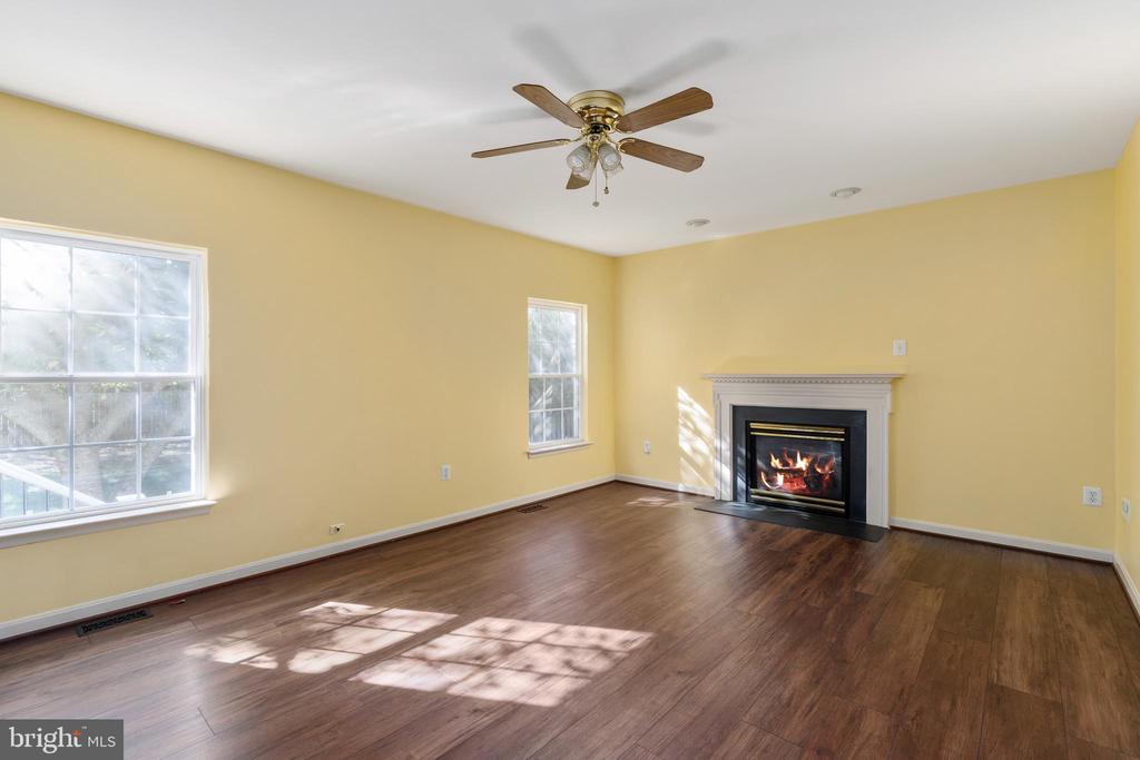 4114 MOSSY BANK LN, FREDERICKSBURG, Virginia 22408, 4 Bedrooms Bedrooms, ,3 BathroomsBathrooms,Residential,4114 MOSSY BANK LN,VASP2036900 MLS # VASP2036900