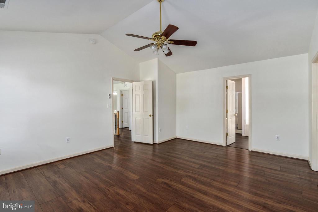 4114 MOSSY BANK LN, FREDERICKSBURG, Virginia 22408, 4 Bedrooms Bedrooms, ,3 BathroomsBathrooms,Residential,4114 MOSSY BANK LN,VASP2036900 MLS # VASP2036900