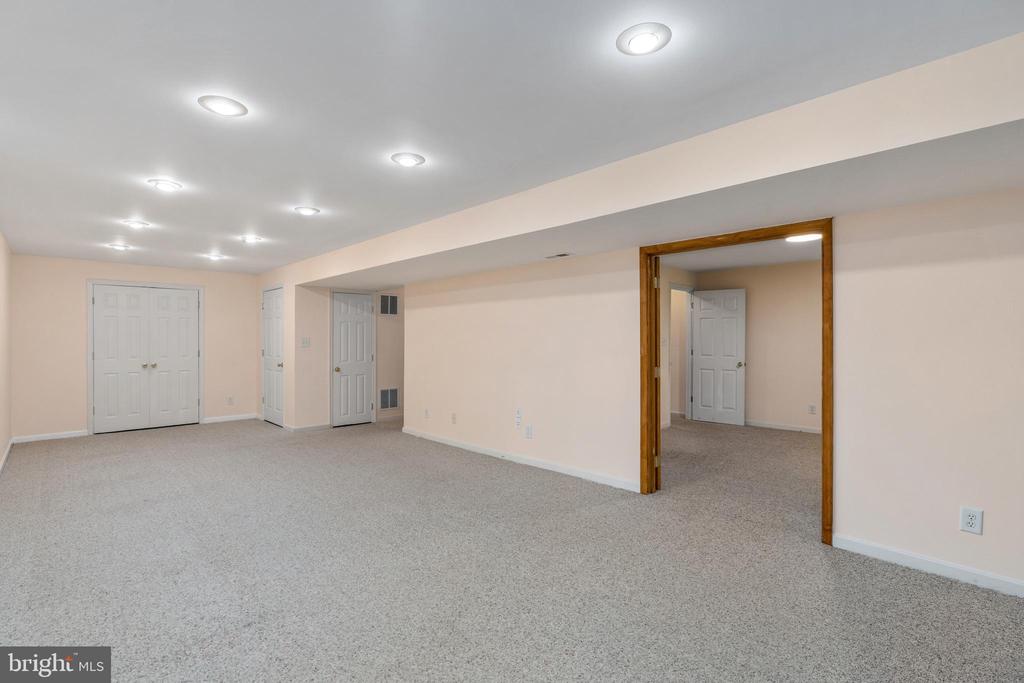 4114 MOSSY BANK LN, FREDERICKSBURG, Virginia 22408, 4 Bedrooms Bedrooms, ,3 BathroomsBathrooms,Residential,4114 MOSSY BANK LN,VASP2036900 MLS # VASP2036900