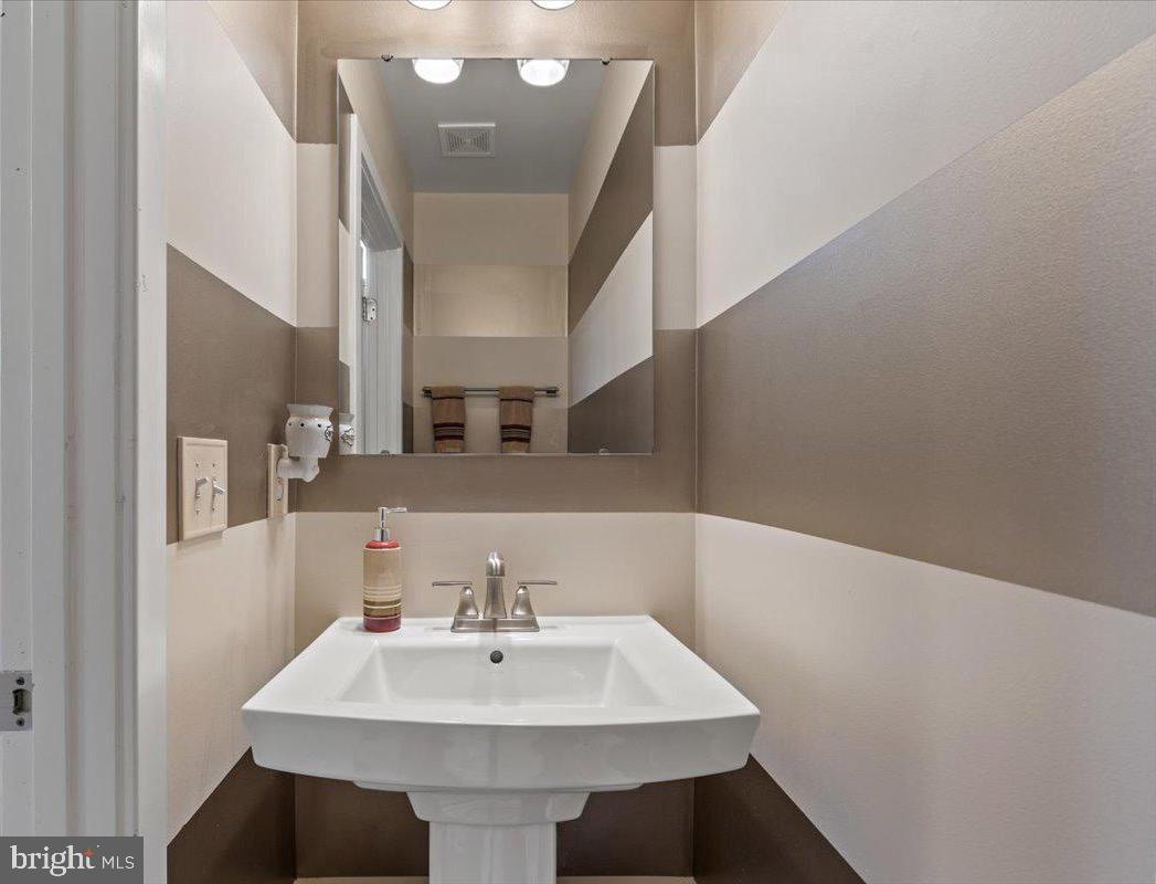 18060 RED CEDAR RD, DUMFRIES, Virginia 22026, 3 Bedrooms Bedrooms, ,2 BathroomsBathrooms,Residential,For sale,18060 RED CEDAR RD,VAPW2101728 MLS # VAPW2101728 18060 RED CEDAR RD, DUMFRIES, Virginia 22026, 3 Bedrooms Bedrooms, ,2 BathroomsBathrooms,Residential,For sale,18060 RED CEDAR RD,VAPW2101728 MLS # VAPW2101728