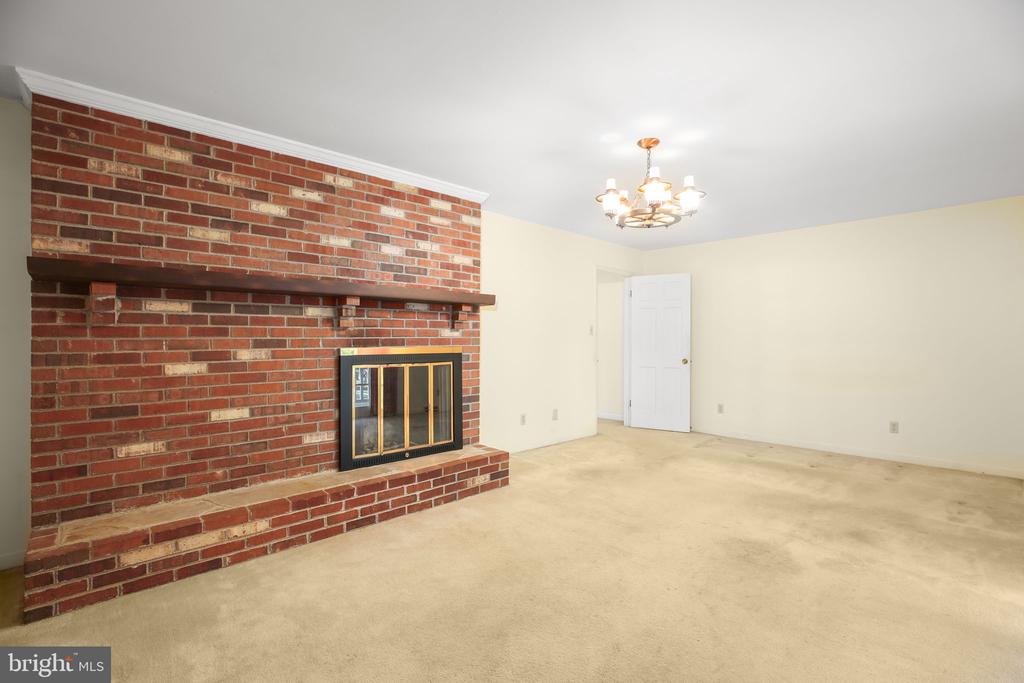 13880 RIDGELEA AVE, CULPEPER, Virginia 22701, 4 Bedrooms Bedrooms, ,2 BathroomsBathrooms,Residential,13880 RIDGELEA AVE,VACU2011994 MLS # VACU2011994