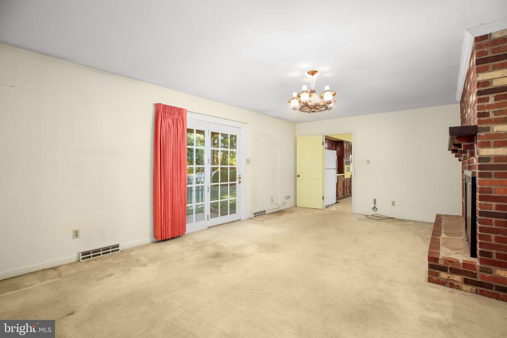 13880 RIDGELEA AVE, CULPEPER, Virginia 22701, 4 Bedrooms Bedrooms, ,2 BathroomsBathrooms,Residential,13880 RIDGELEA AVE,VACU2011994 MLS # VACU2011994