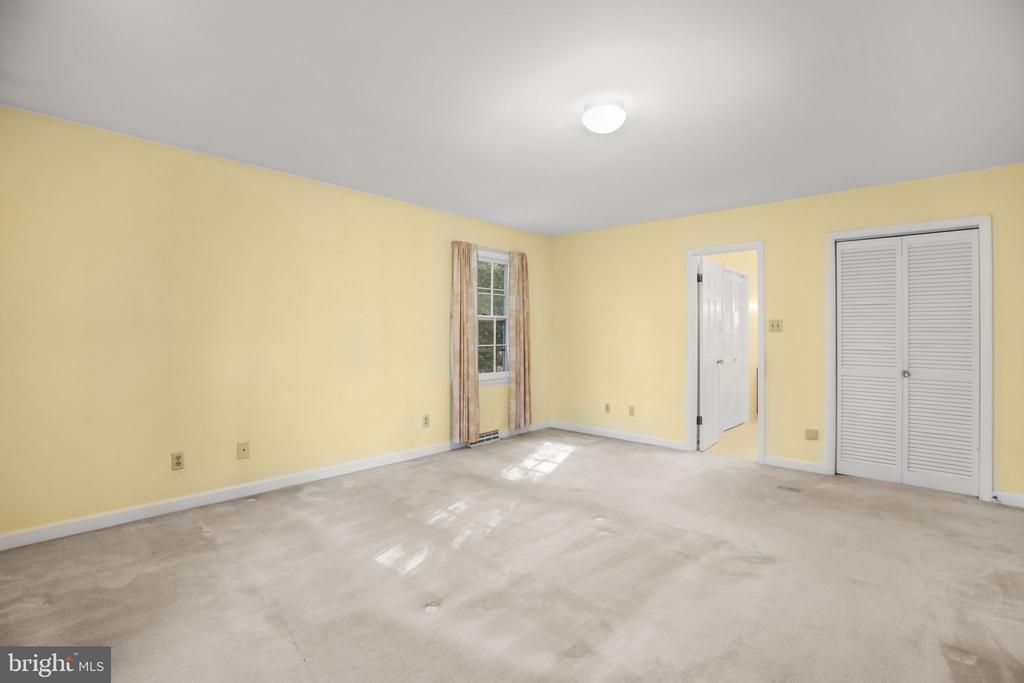 13880 RIDGELEA AVE, CULPEPER, Virginia 22701, 4 Bedrooms Bedrooms, ,2 BathroomsBathrooms,Residential,13880 RIDGELEA AVE,VACU2011994 MLS # VACU2011994