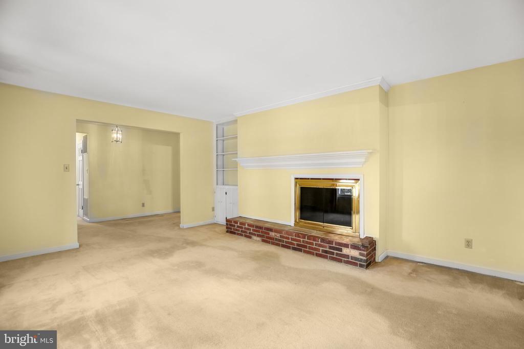 13880 RIDGELEA AVE, CULPEPER, Virginia 22701, 4 Bedrooms Bedrooms, ,2 BathroomsBathrooms,Residential,13880 RIDGELEA AVE,VACU2011994 MLS # VACU2011994