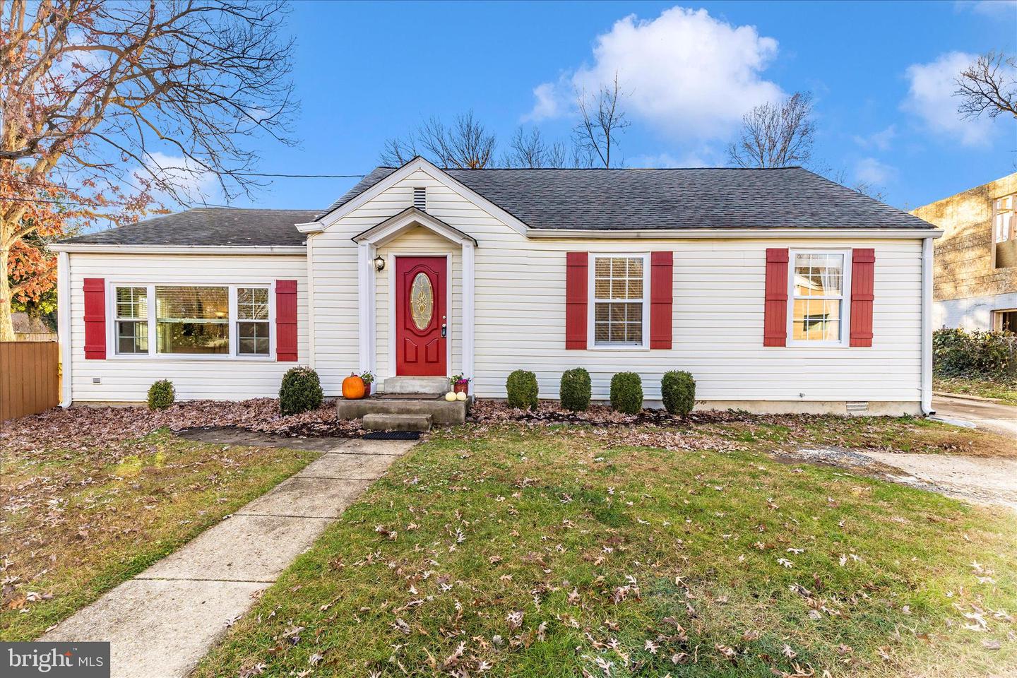 2112 PIMMIT DR, FALLS CHURCH, Virginia 22043, 4 Bedrooms Bedrooms, 6 Rooms Rooms,2 BathroomsBathrooms,Residential,For sale,2112 PIMMIT DR,VAFX2270054 MLS # VAFX2270054 2112 PIMMIT DR, FALLS CHURCH, Virginia 22043, 4 Bedrooms Bedrooms, 6 Rooms Rooms,2 BathroomsBathrooms,Residential,For sale,2112 PIMMIT DR,VAFX2270054 MLS # VAFX2270054