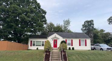 2112 PIMMIT DR, FALLS CHURCH, Virginia 22043, 4 Bedrooms Bedrooms, 6 Rooms Rooms,2 BathroomsBathrooms,Residential,For sale,2112 PIMMIT DR,VAFX2270054 MLS # VAFX2270054