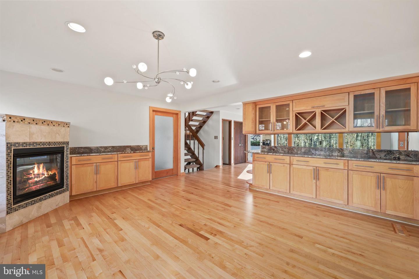 10450 HUNTER VIEW RD, VIENNA, Virginia 22181, 4 Bedrooms Bedrooms, ,3 BathroomsBathrooms,Residential,For sale,10450 HUNTER VIEW RD,VAFX2272954 MLS # VAFX2272954 10450 HUNTER VIEW RD, VIENNA, Virginia 22181, 4 Bedrooms Bedrooms, ,3 BathroomsBathrooms,Residential,For sale,10450 HUNTER VIEW RD,VAFX2272954 MLS # VAFX2272954