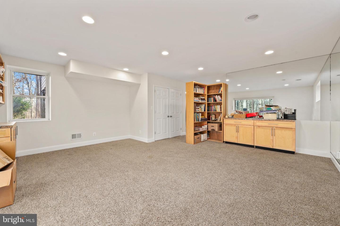 10450 HUNTER VIEW RD, VIENNA, Virginia 22181, 4 Bedrooms Bedrooms, ,3 BathroomsBathrooms,Residential,For sale,10450 HUNTER VIEW RD,VAFX2272954 MLS # VAFX2272954 10450 HUNTER VIEW RD, VIENNA, Virginia 22181, 4 Bedrooms Bedrooms, ,3 BathroomsBathrooms,Residential,For sale,10450 HUNTER VIEW RD,VAFX2272954 MLS # VAFX2272954