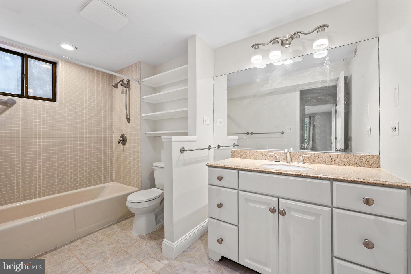 10450 HUNTER VIEW RD, VIENNA, Virginia 22181, 4 Bedrooms Bedrooms, ,3 BathroomsBathrooms,Residential,For sale,10450 HUNTER VIEW RD,VAFX2272954 MLS # VAFX2272954 10450 HUNTER VIEW RD, VIENNA, Virginia 22181, 4 Bedrooms Bedrooms, ,3 BathroomsBathrooms,Residential,For sale,10450 HUNTER VIEW RD,VAFX2272954 MLS # VAFX2272954