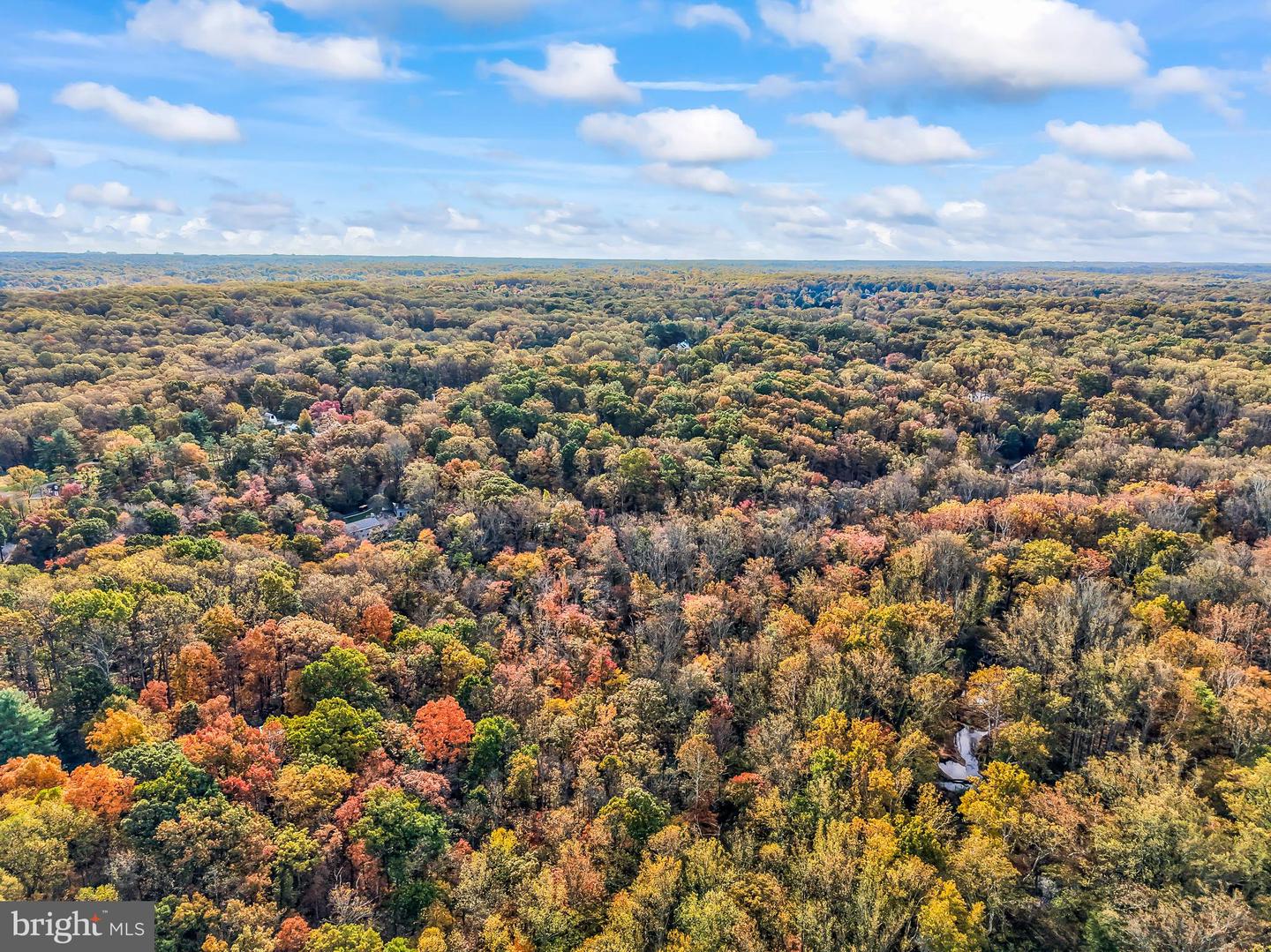 10450 HUNTER VIEW RD, VIENNA, Virginia 22181, 4 Bedrooms Bedrooms, ,3 BathroomsBathrooms,Residential,For sale,10450 HUNTER VIEW RD,VAFX2272954 MLS # VAFX2272954 10450 HUNTER VIEW RD, VIENNA, Virginia 22181, 4 Bedrooms Bedrooms, ,3 BathroomsBathrooms,Residential,For sale,10450 HUNTER VIEW RD,VAFX2272954 MLS # VAFX2272954