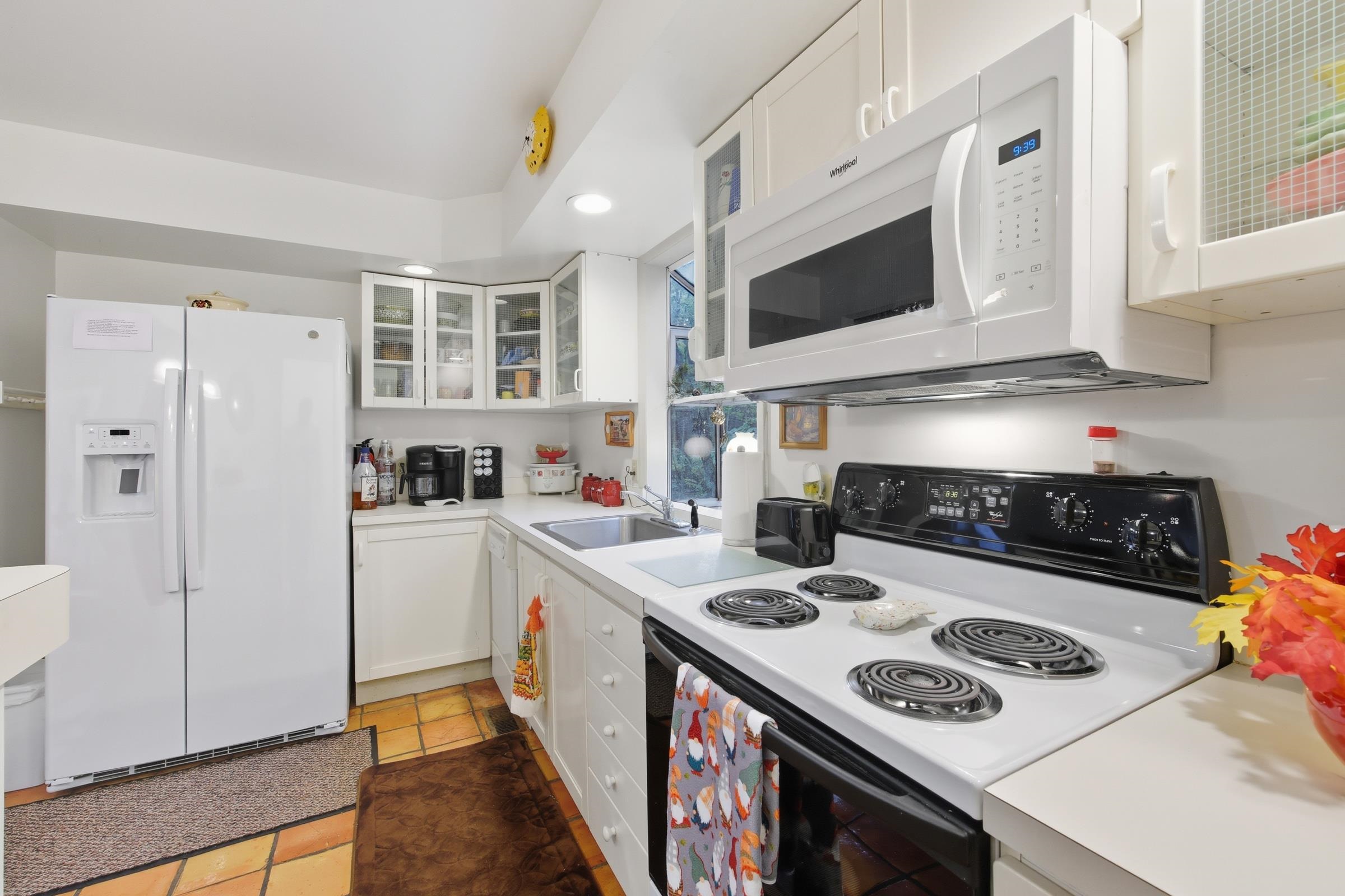 16 SPRUCE HOLLOW RD, BASYE, Virginia 22810, 3 Bedrooms Bedrooms, ,2 BathroomsBathrooms,Residential,16 SPRUCE HOLLOW RD,670088 MLS # 670088