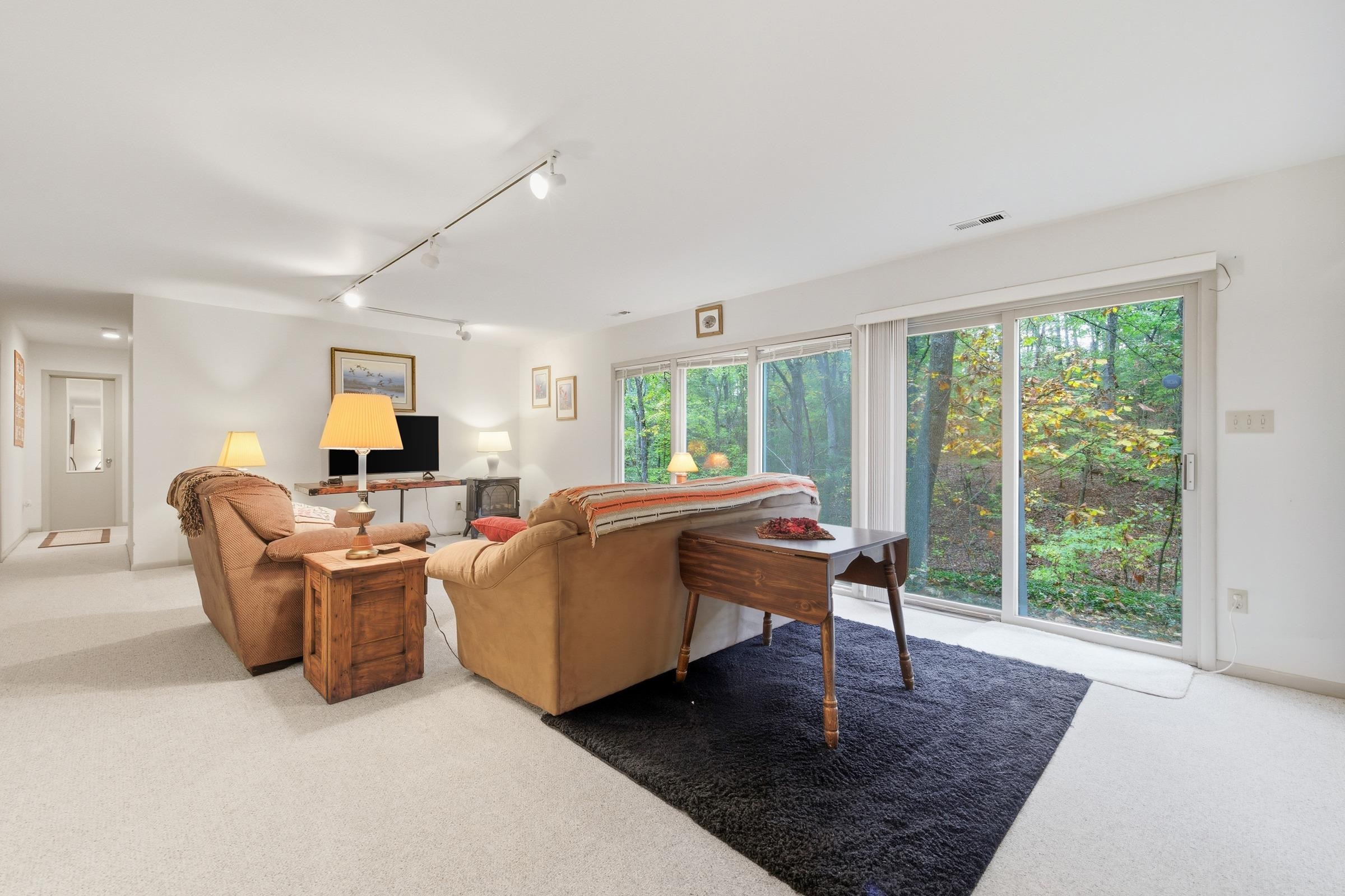 16 SPRUCE HOLLOW RD, BASYE, Virginia 22810, 3 Bedrooms Bedrooms, ,2 BathroomsBathrooms,Residential,16 SPRUCE HOLLOW RD,670088 MLS # 670088