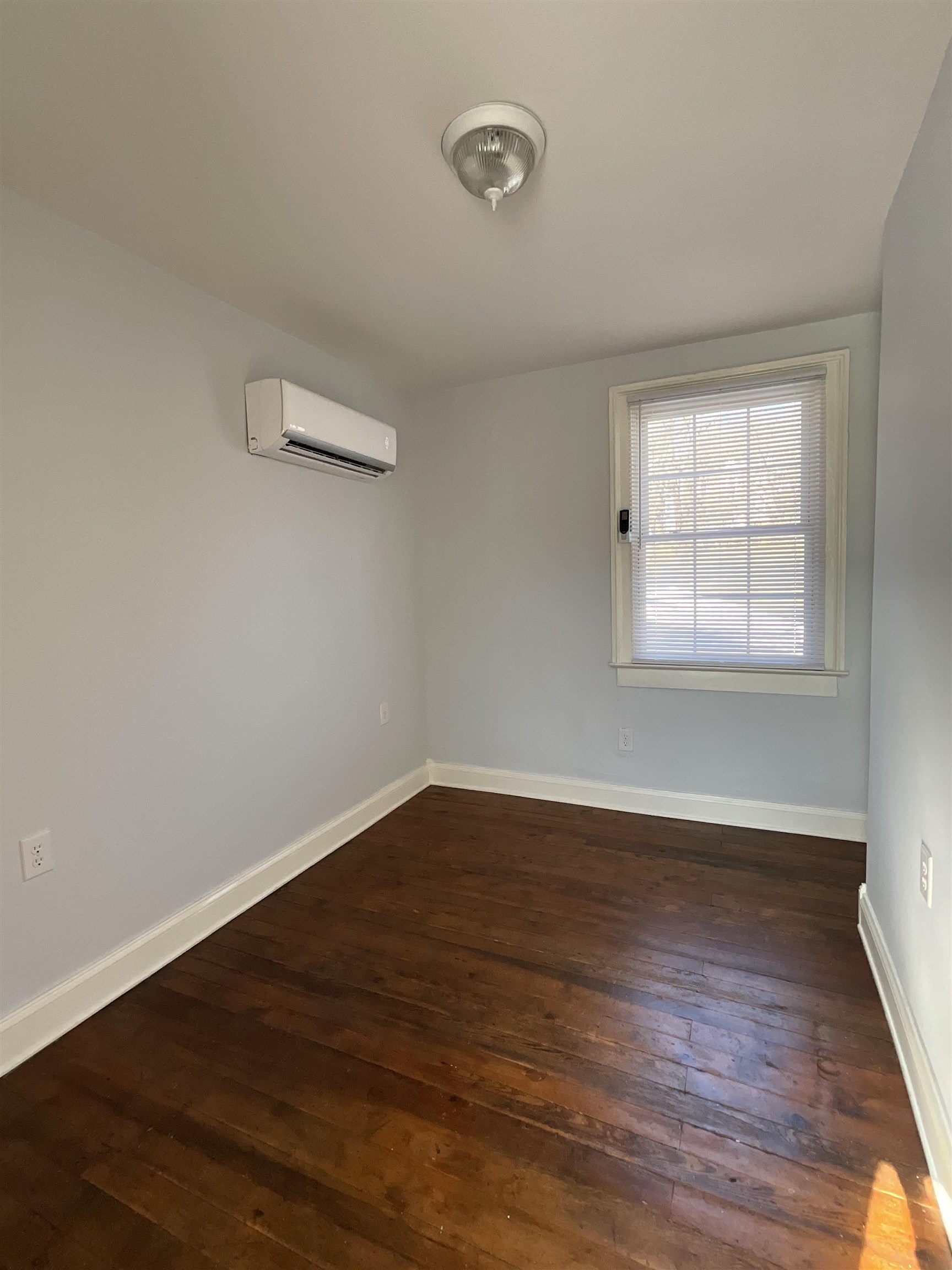 919 STUART ST, STAUNTON, Virginia 24401, 3 Bedrooms Bedrooms, ,2 BathroomsBathrooms,Residential,919 STUART ST,671428 MLS # 671428 919 STUART ST, STAUNTON, Virginia 24401, 3 Bedrooms Bedrooms, ,2 BathroomsBathrooms,Residential,919 STUART ST,671428 MLS # 671428