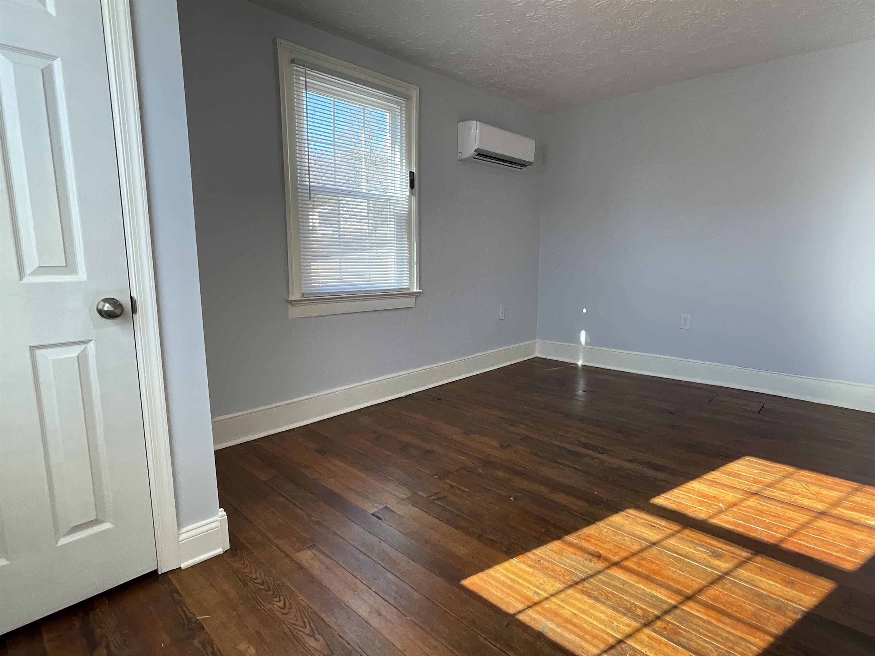 919 STUART ST, STAUNTON, Virginia 24401, 3 Bedrooms Bedrooms, ,2 BathroomsBathrooms,Residential,919 STUART ST,671428 MLS # 671428 919 STUART ST, STAUNTON, Virginia 24401, 3 Bedrooms Bedrooms, ,2 BathroomsBathrooms,Residential,919 STUART ST,671428 MLS # 671428