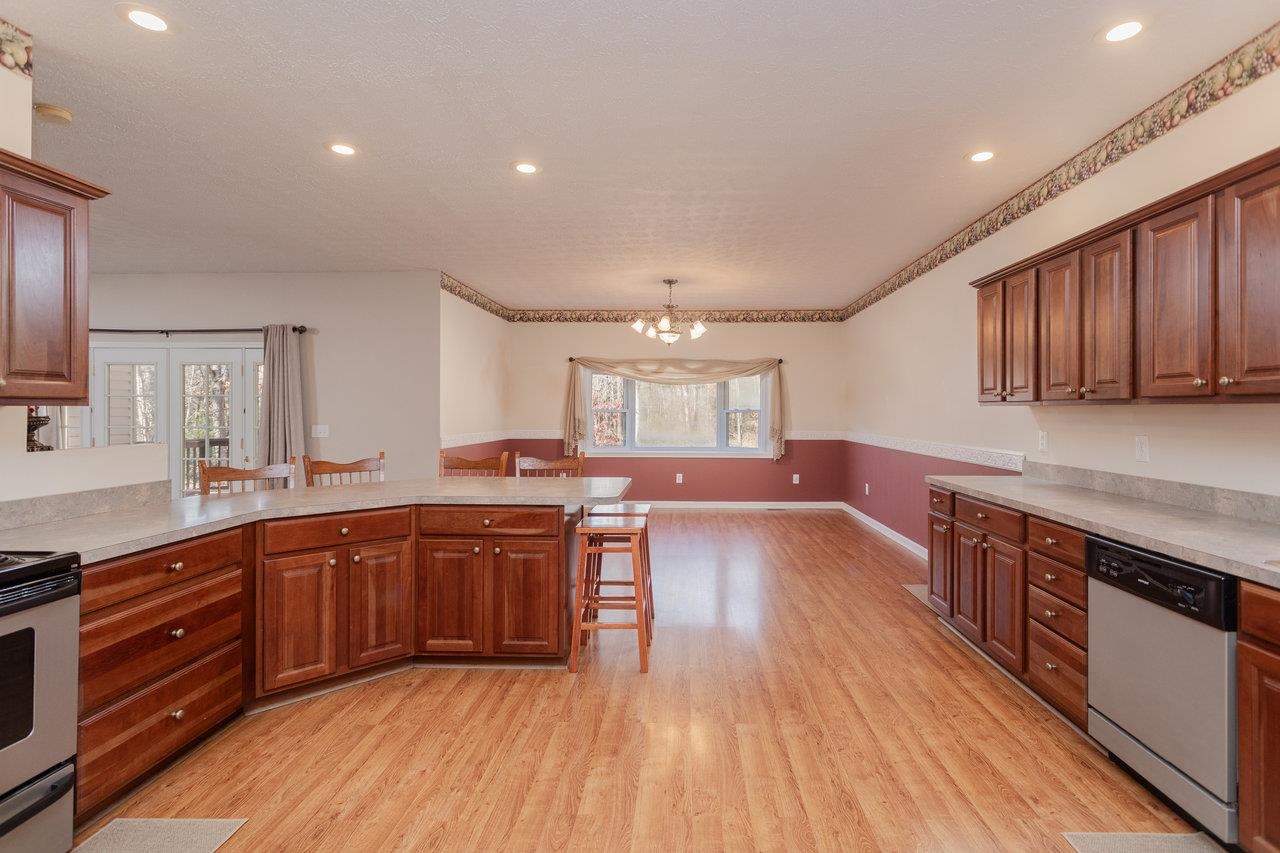 987 RIVERSIDE DR, LURAY, Virginia 22835, 3 Bedrooms Bedrooms, ,2 BathroomsBathrooms,Residential,987 RIVERSIDE DR,671441 MLS # 671441 987 RIVERSIDE DR, LURAY, Virginia 22835, 3 Bedrooms Bedrooms, ,2 BathroomsBathrooms,Residential,987 RIVERSIDE DR,671441 MLS # 671441