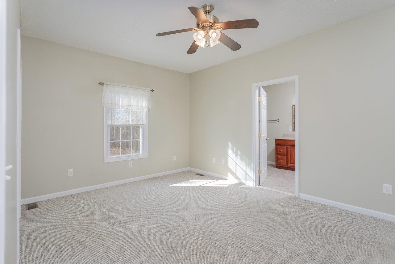 987 RIVERSIDE DR, LURAY, Virginia 22835, 3 Bedrooms Bedrooms, ,2 BathroomsBathrooms,Residential,987 RIVERSIDE DR,671441 MLS # 671441 987 RIVERSIDE DR, LURAY, Virginia 22835, 3 Bedrooms Bedrooms, ,2 BathroomsBathrooms,Residential,987 RIVERSIDE DR,671441 MLS # 671441