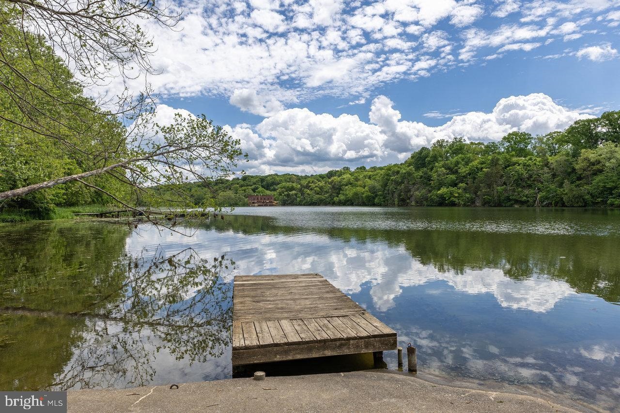 987 RIVERSIDE DR, LURAY, Virginia 22835, 3 Bedrooms Bedrooms, ,2 BathroomsBathrooms,Residential,987 RIVERSIDE DR,671441 MLS # 671441