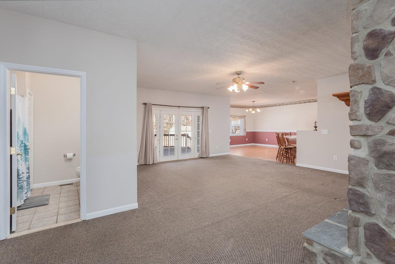 987 RIVERSIDE DR, LURAY, Virginia 22835, 3 Bedrooms Bedrooms, ,2 BathroomsBathrooms,Residential,987 RIVERSIDE DR,671441 MLS # 671441 987 RIVERSIDE DR, LURAY, Virginia 22835, 3 Bedrooms Bedrooms, ,2 BathroomsBathrooms,Residential,987 RIVERSIDE DR,671441 MLS # 671441