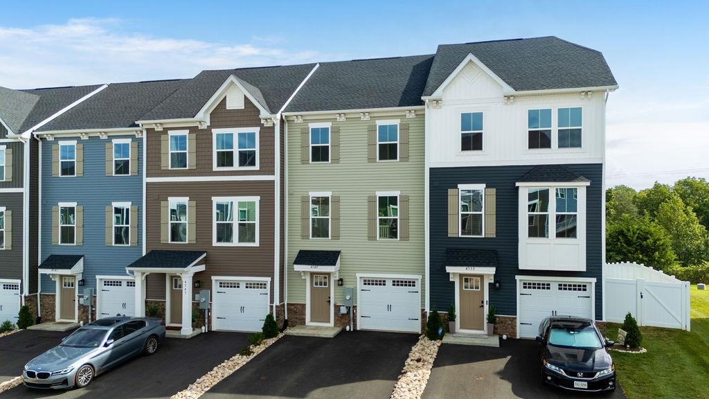 4549 DRYSDALE ST, ROCKINGHAM, Virginia 22801, 3 Bedrooms Bedrooms, ,2 BathroomsBathrooms,Residential,4549 DRYSDALE ST,671443 MLS # 671443 4549 DRYSDALE ST, ROCKINGHAM, Virginia 22801, 3 Bedrooms Bedrooms, ,2 BathroomsBathrooms,Residential,4549 DRYSDALE ST,671443 MLS # 671443