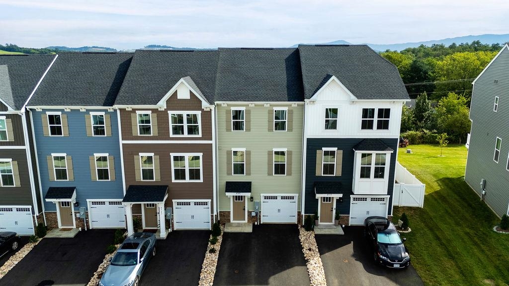 4549 DRYSDALE ST, ROCKINGHAM, Virginia 22801, 3 Bedrooms Bedrooms, ,2 BathroomsBathrooms,Residential,4549 DRYSDALE ST,671443 MLS # 671443 4549 DRYSDALE ST, ROCKINGHAM, Virginia 22801, 3 Bedrooms Bedrooms, ,2 BathroomsBathrooms,Residential,4549 DRYSDALE ST,671443 MLS # 671443