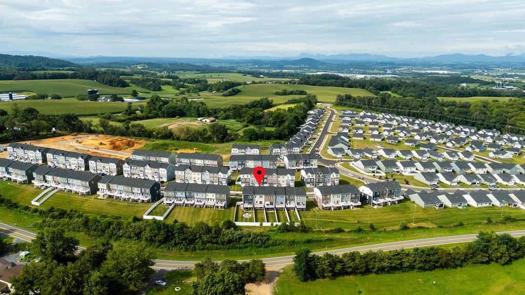 4549 DRYSDALE ST, ROCKINGHAM, Virginia 22801, 3 Bedrooms Bedrooms, ,2 BathroomsBathrooms,Residential,4549 DRYSDALE ST,671443 MLS # 671443 4549 DRYSDALE ST, ROCKINGHAM, Virginia 22801, 3 Bedrooms Bedrooms, ,2 BathroomsBathrooms,Residential,4549 DRYSDALE ST,671443 MLS # 671443