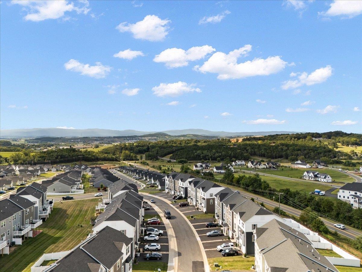 4541 DRYSDALE ST, ROCKINGHAM, Virginia 22801, 3 Bedrooms Bedrooms, ,2 BathroomsBathrooms,Residential,4541 DRYSDALE ST,671444 MLS # 671444 4541 DRYSDALE ST, ROCKINGHAM, Virginia 22801, 3 Bedrooms Bedrooms, ,2 BathroomsBathrooms,Residential,4541 DRYSDALE ST,671444 MLS # 671444