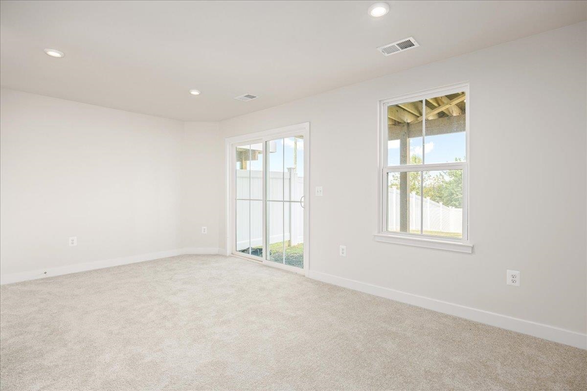 4541 DRYSDALE ST, ROCKINGHAM, Virginia 22801, 3 Bedrooms Bedrooms, ,2 BathroomsBathrooms,Residential,4541 DRYSDALE ST,671444 MLS # 671444 4541 DRYSDALE ST, ROCKINGHAM, Virginia 22801, 3 Bedrooms Bedrooms, ,2 BathroomsBathrooms,Residential,4541 DRYSDALE ST,671444 MLS # 671444