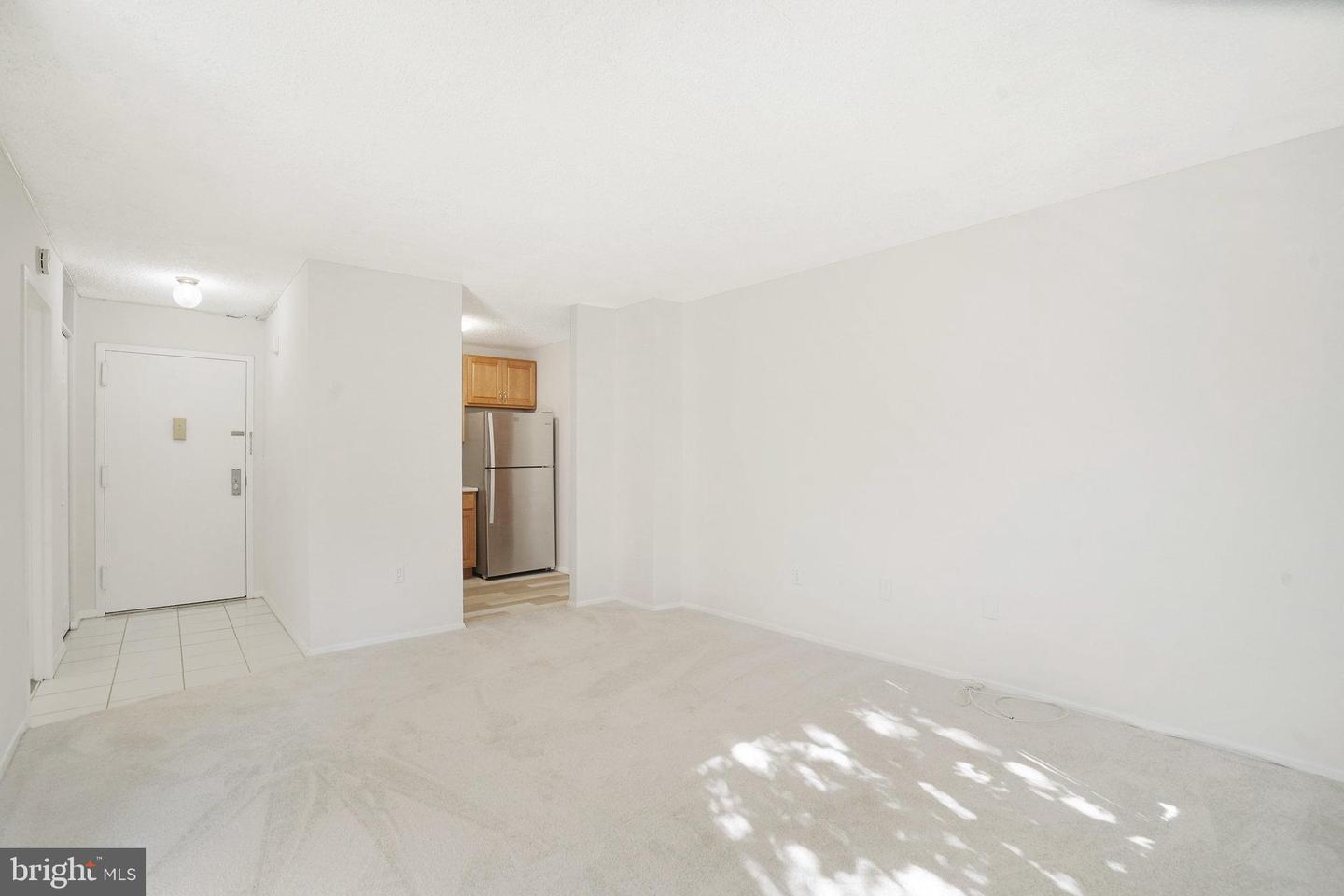 1225 MARTHA CUSTIS DR #203, ALEXANDRIA, Virginia 22302, 1 Bedroom Bedrooms, ,1 BathroomBathrooms,Residential,For sale,1225 MARTHA CUSTIS DR #203,VAAX2050714 MLS # VAAX2050714