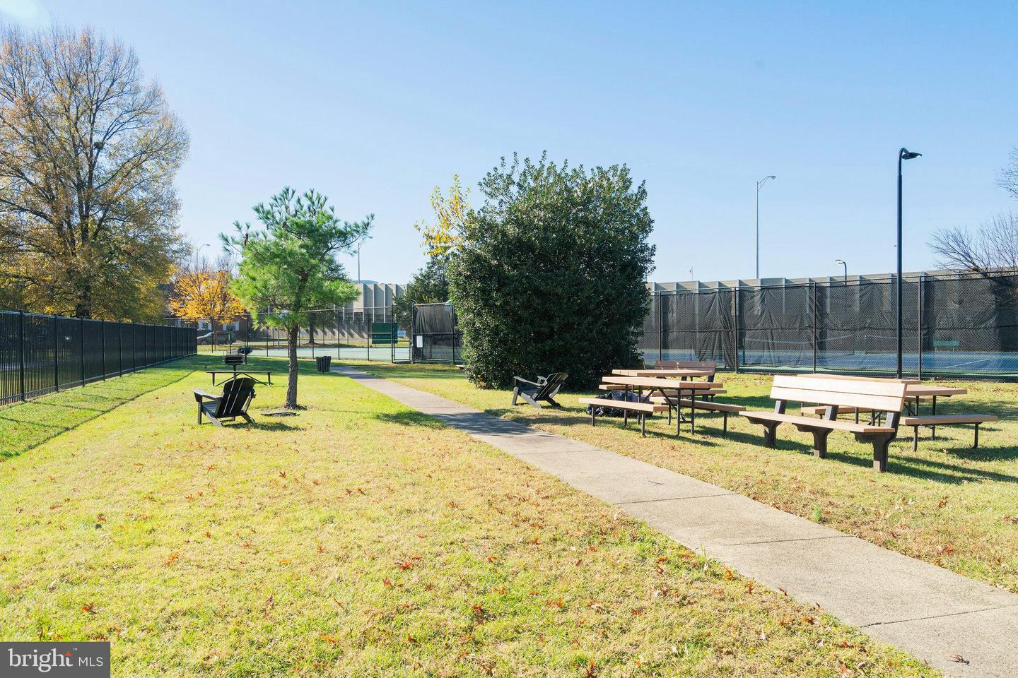 1225 MARTHA CUSTIS DR #203, ALEXANDRIA, Virginia 22302, 1 Bedroom Bedrooms, ,1 BathroomBathrooms,Residential,For sale,1225 MARTHA CUSTIS DR #203,VAAX2050714 MLS # VAAX2050714