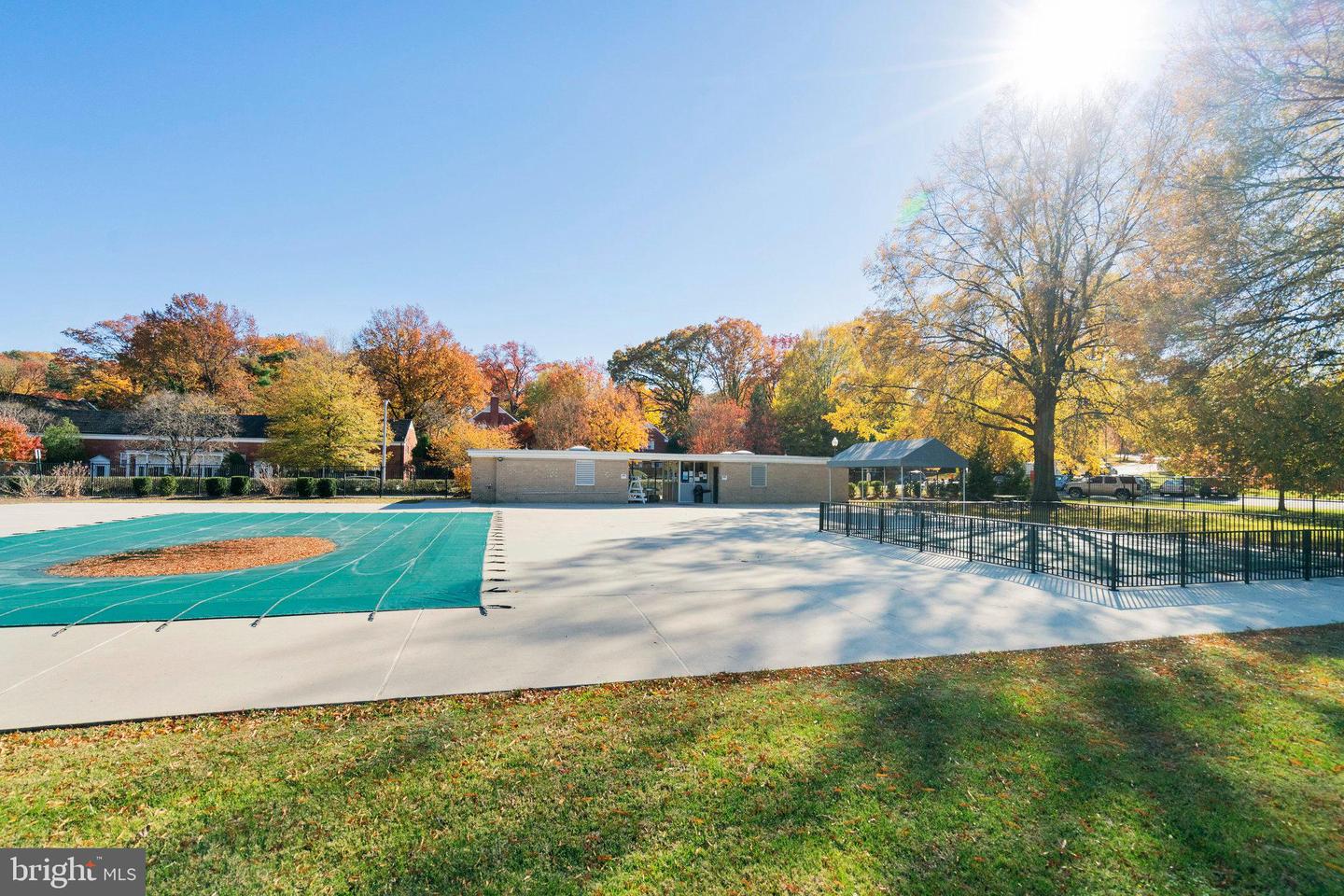 1225 MARTHA CUSTIS DR #203, ALEXANDRIA, Virginia 22302, 1 Bedroom Bedrooms, ,1 BathroomBathrooms,Residential,For sale,1225 MARTHA CUSTIS DR #203,VAAX2050714 MLS # VAAX2050714