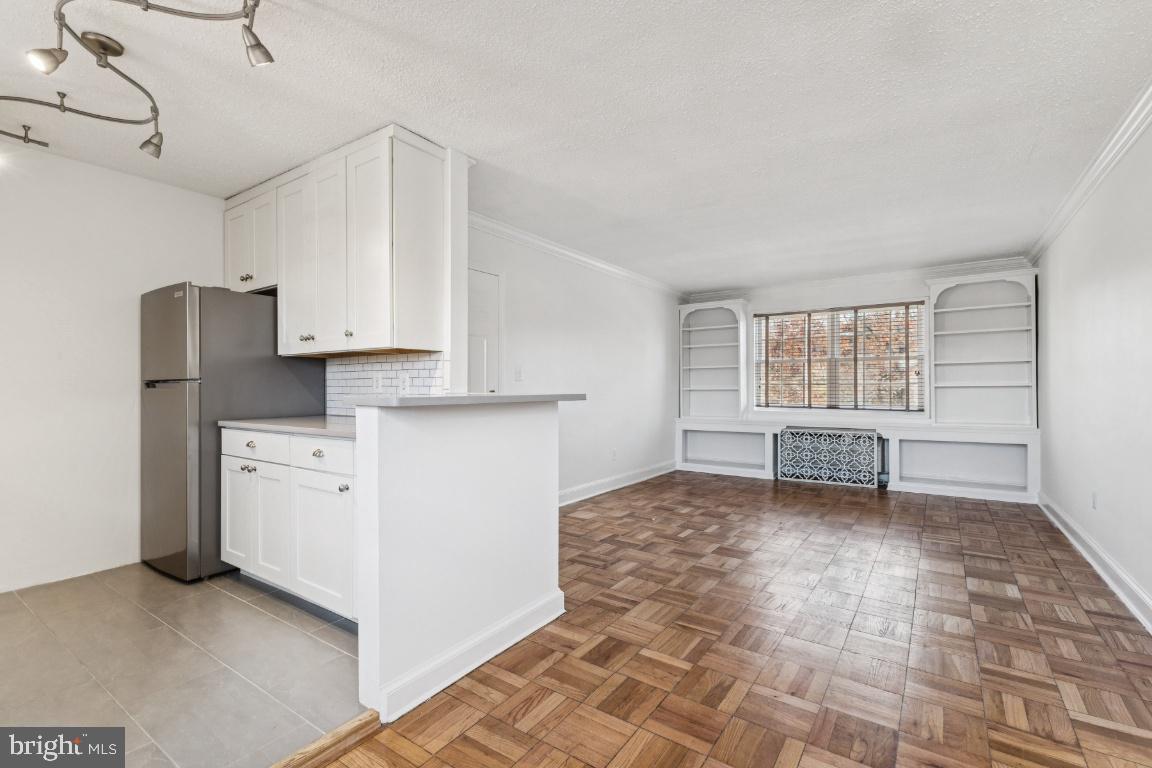 1620 W ABINGDON DR W #301, ALEXANDRIA, Virginia 22314, 1 Bedroom Bedrooms, ,1 BathroomBathrooms,Residential,For sale,1620 W ABINGDON DR W #301,VAAX2051112 MLS # VAAX2051112